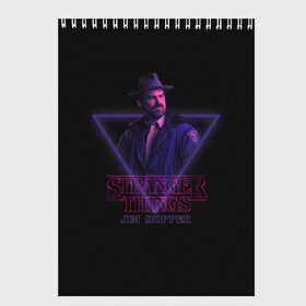 Скетчбук Jim Hopper: во Владимире, 100% бумага
 | 48 листов, плотность листов — 100 г/м2, плотность картонной обложки — 250 г/м2. Листы скреплены сверху удобной пружинной спиралью | eleven | film | jim hopper | movie | retrowave | stranger things | джим хоппер | кино | оди | очень странные дела | ретровейв | сериалы | фильмы